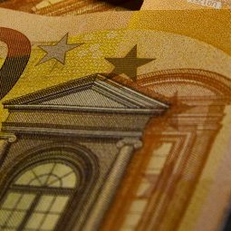 Investir dans une société andorrane pour vivre et travailler en principauté&nbsp;!